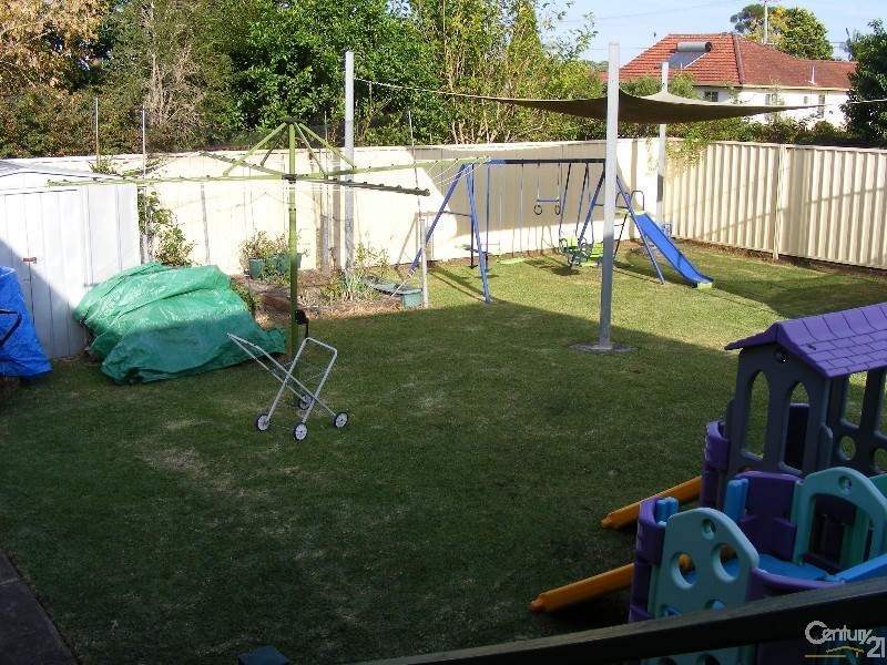 5 Latham  Ave, Taree NSW 2430