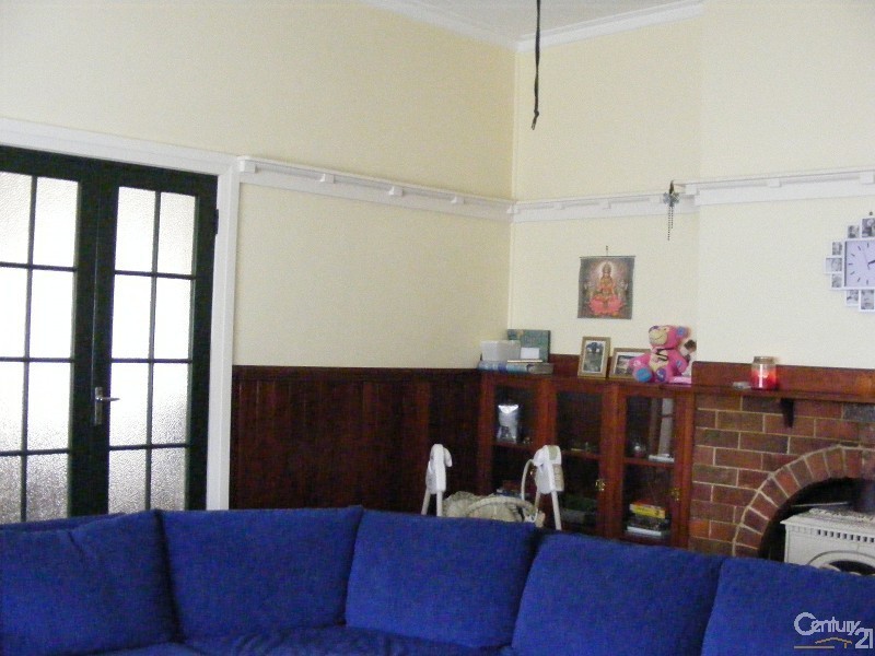 27 Florence St, Taree NSW 2430