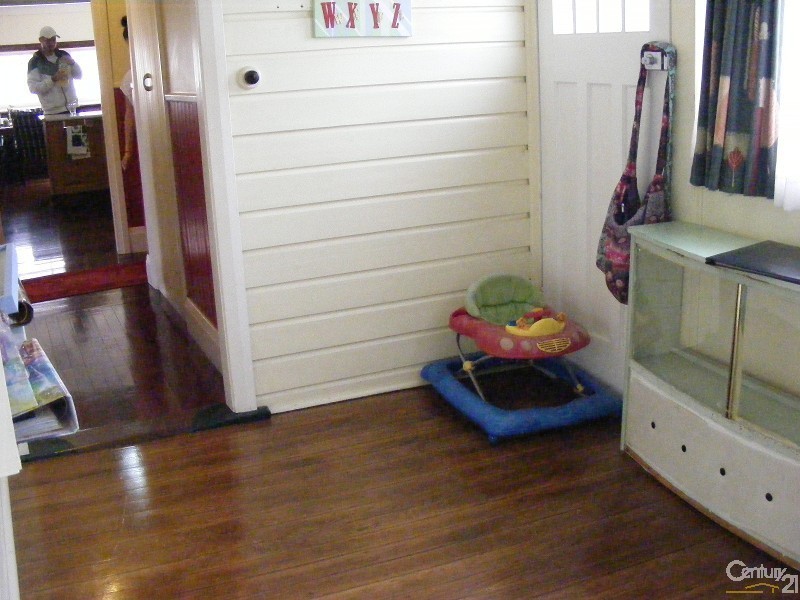 27 Florence St, Taree NSW 2430