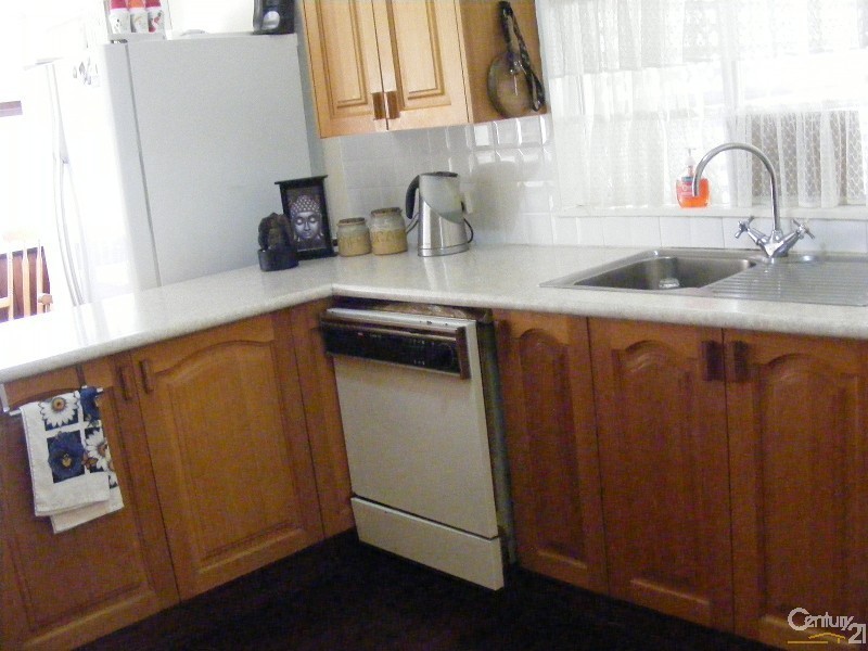 27 Florence St, Taree NSW 2430