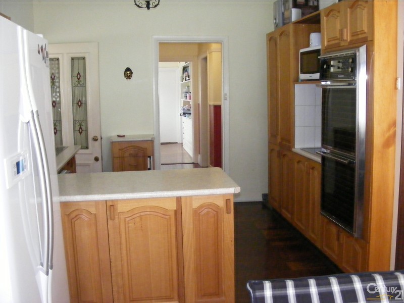 27 Florence St, Taree NSW 2430