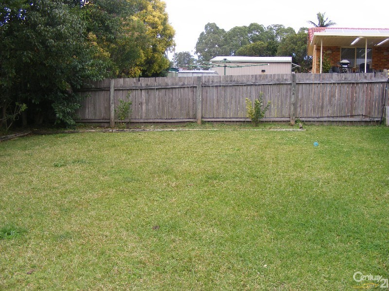 27 Flinders Street, Taree NSW 2430