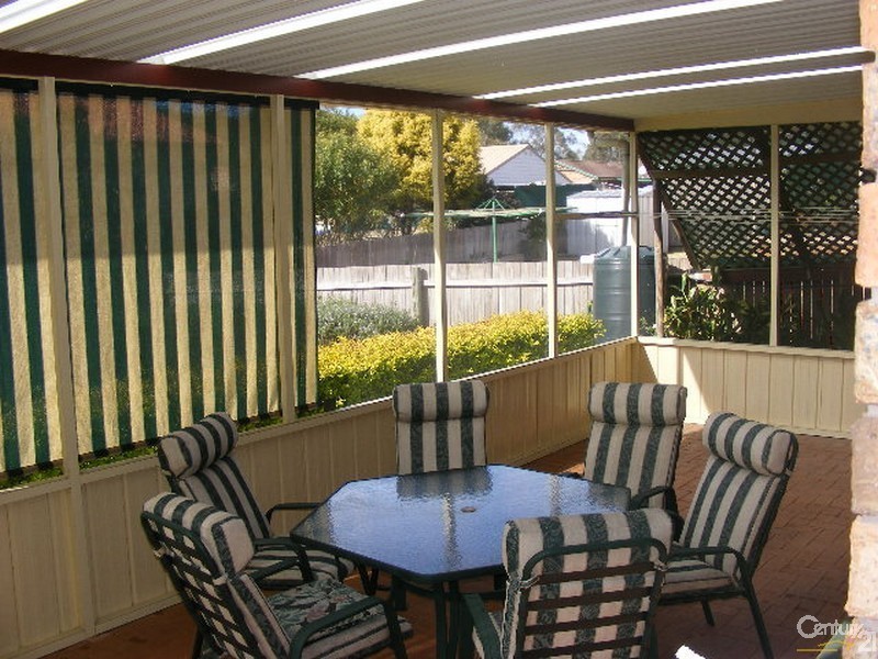 27 Flinders Street, Taree NSW 2430