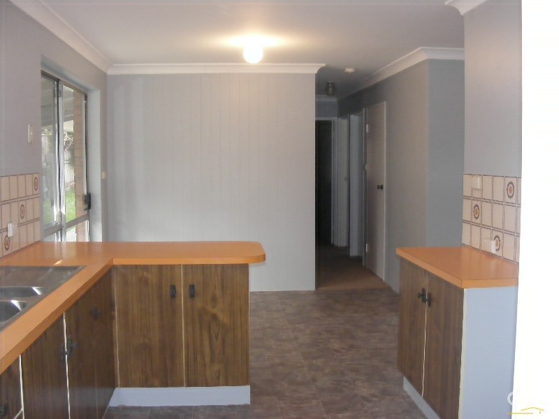 40 Warrina Close, Taree NSW 2430