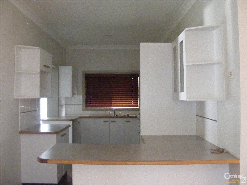 11 Spence Street, Taree NSW 2430