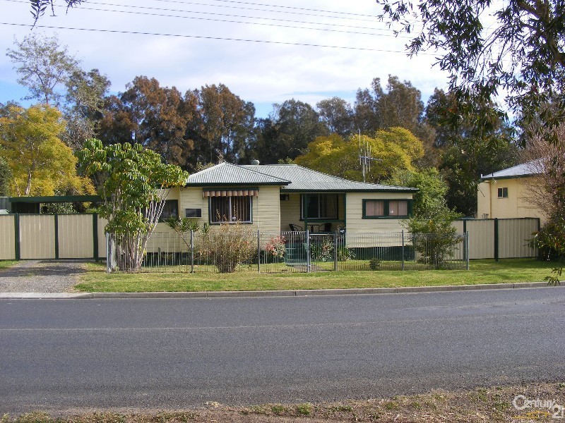 7 High Street, Taree NSW 2430