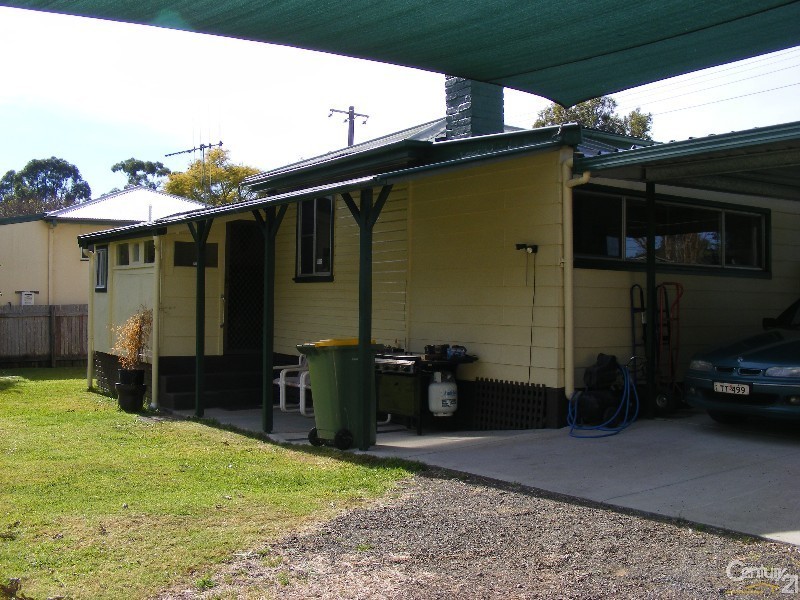 7 High Street, Taree NSW 2430