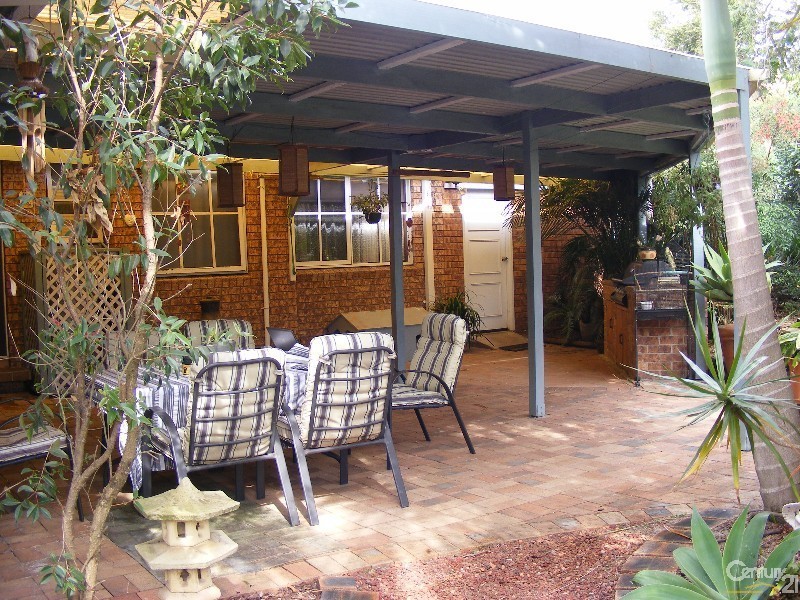 2 Talawong Drive, Taree NSW 2430