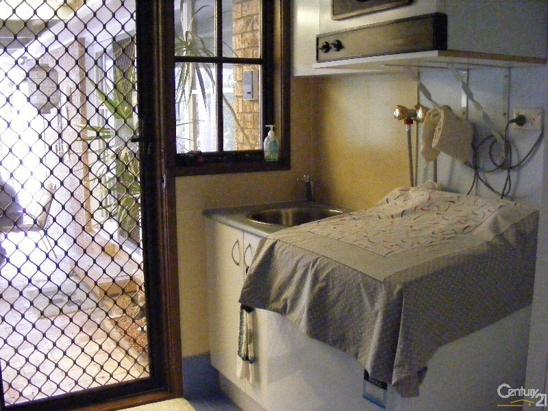 2 Talawong Drive, Taree NSW 2430