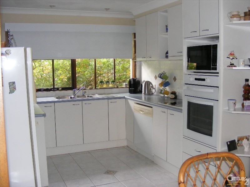 2 Talawong Drive, Taree NSW 2430