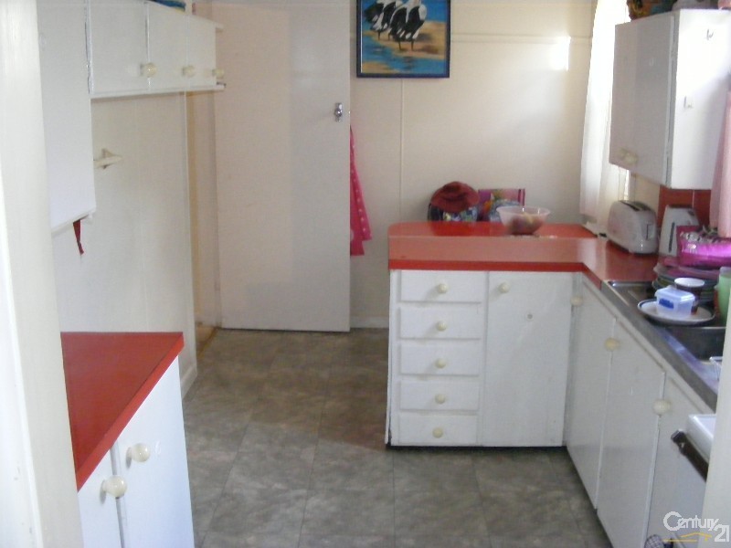 24  Smith Street, Taree NSW 2430