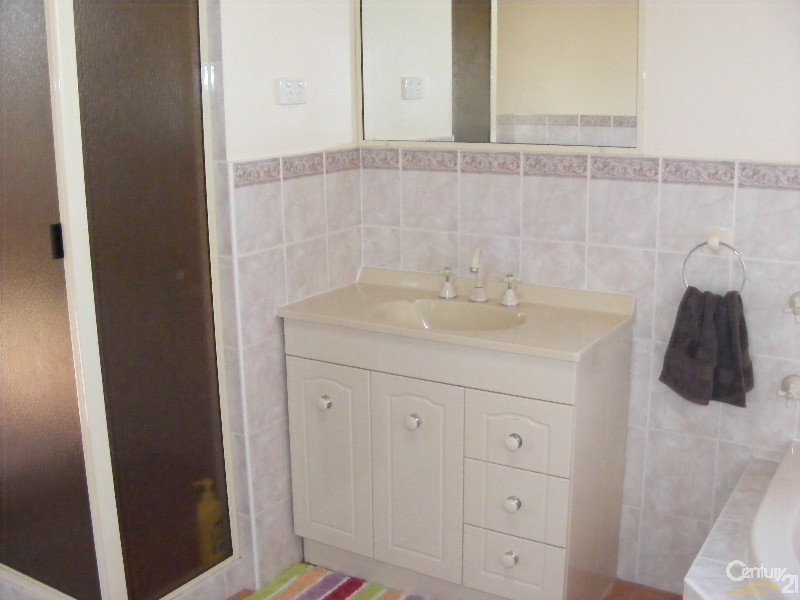 1 Webster Close, Tinonee NSW 2430