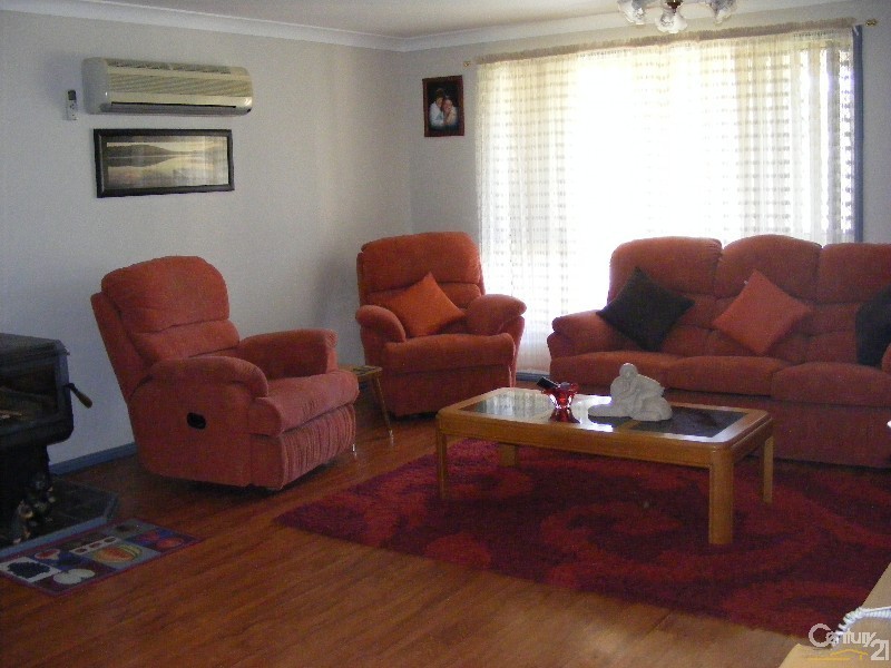 10 Robusta Parade, Taree NSW 2430