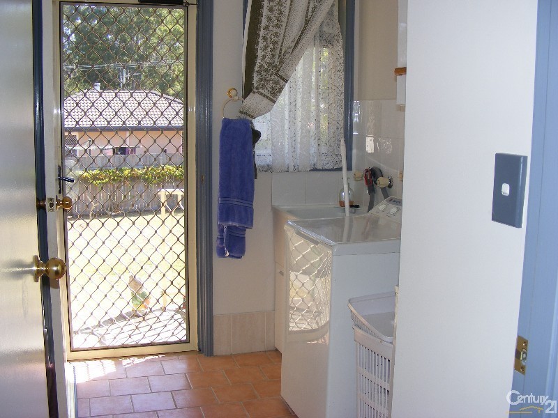 10 Robusta Parade, Taree NSW 2430