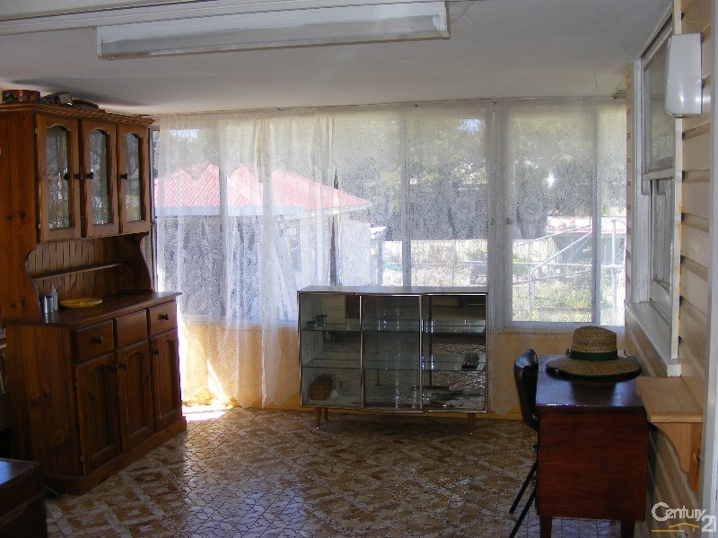 18 Mackay Street, Taree NSW 2430