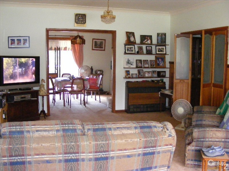 1-3 West Appletree Street, Wingham NSW 2429