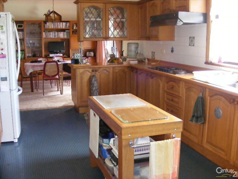 1-3 West Appletree Street, Wingham NSW 2429