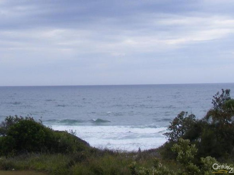 17 Ungala Road, Old Bar NSW 2430