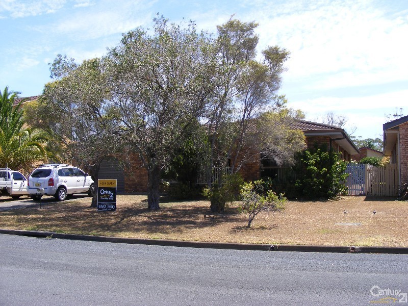 30 Suni Drive, Old Bar NSW 2430