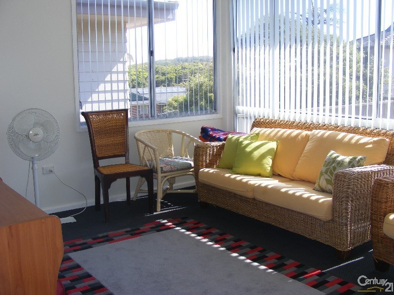 3 Lakeview Crescent, Forster NSW 2428