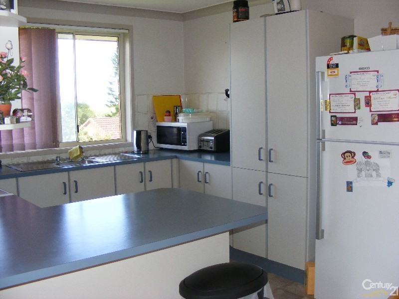 28 Talawong Drive, Taree NSW 2430