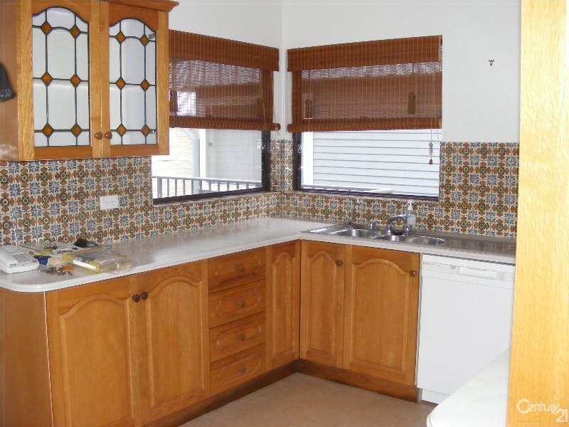 17 Maiden Avenue, Taree NSW 2430