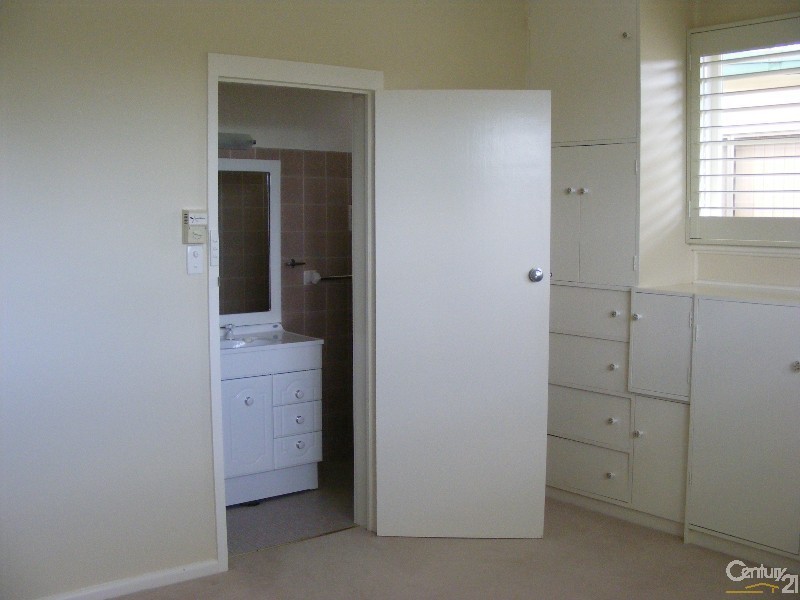 17 Maiden Avenue, Taree NSW 2430