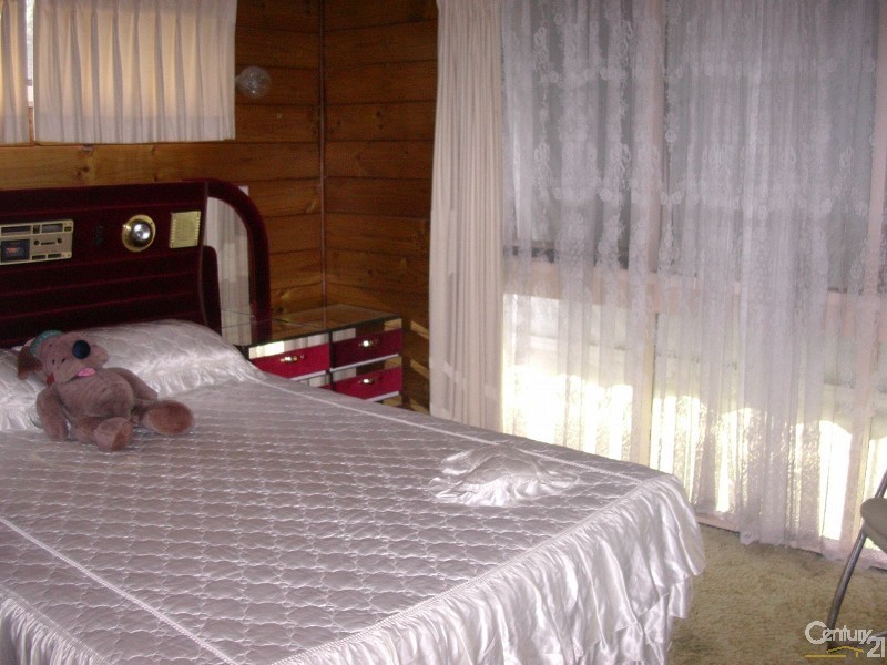 73 Bushland Drive, Taree NSW 2430