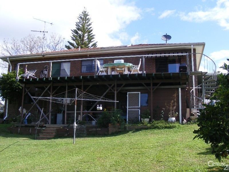 1-3 West Appletree Street, Wingham, Taree NSW 2430