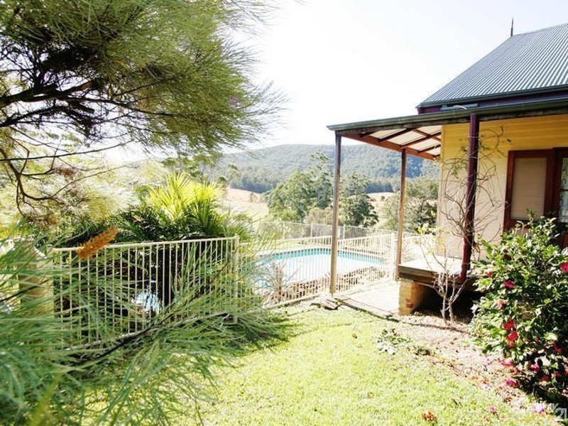 210 Coates Road, Possum Brush, Taree NSW 2430