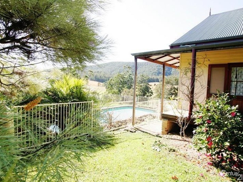 210 Coates Road, Possum Brush, Taree NSW 2430