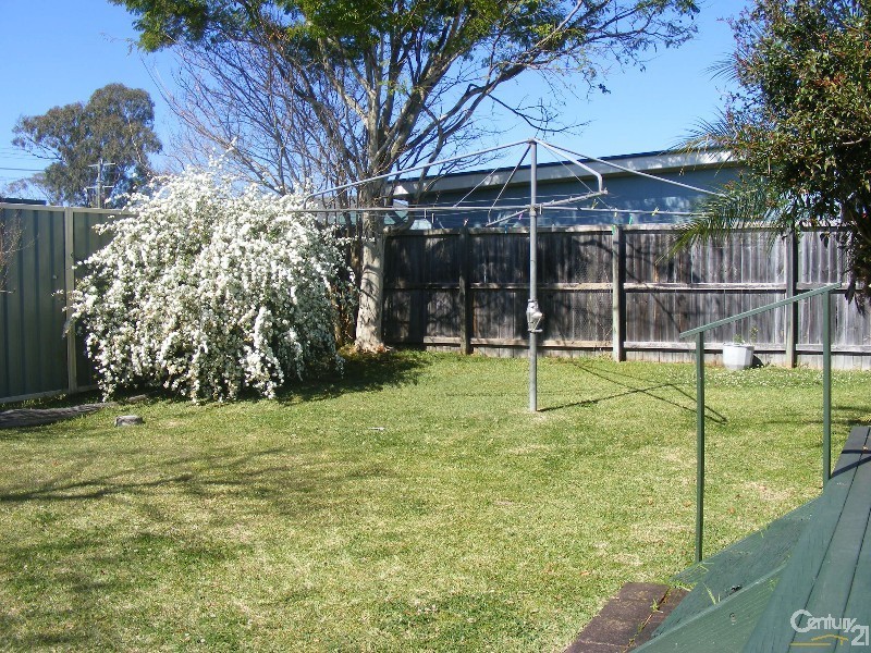 2 Dolphin Avenue, Taree NSW 2430