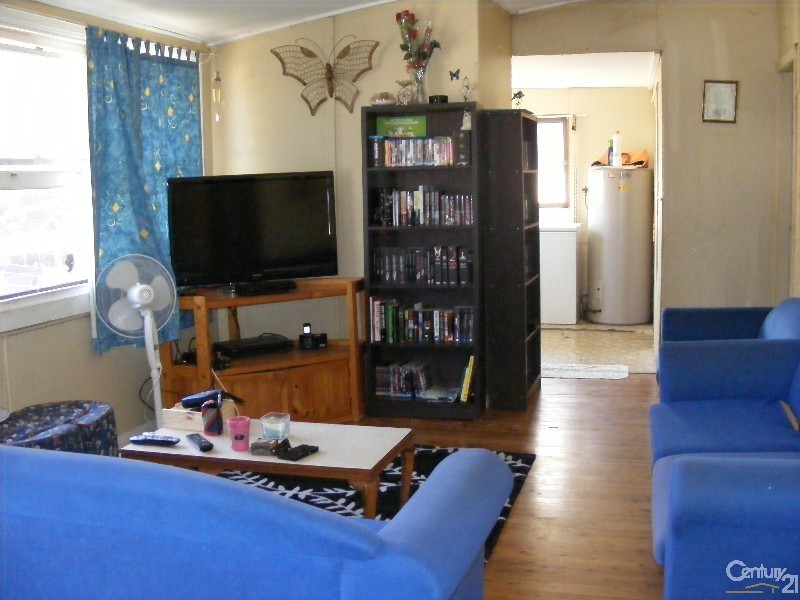 5 Railway Street, Taree NSW 2430