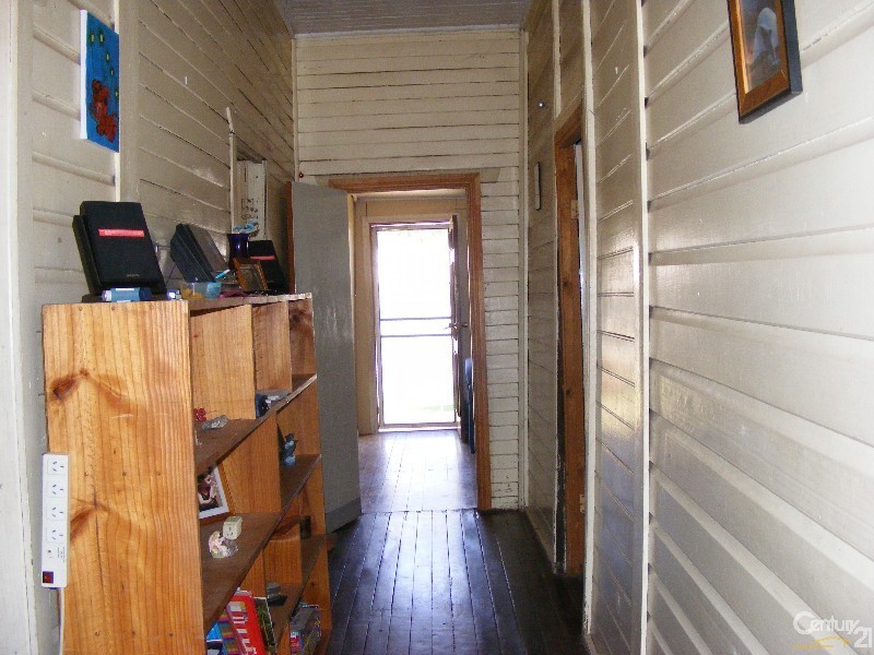 5 Railway Street, Taree NSW 2430