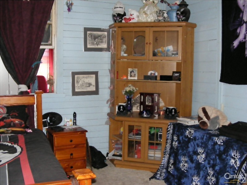 5 Railway Street, Taree NSW 2430