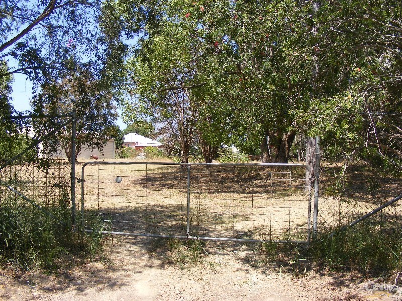 5 Railway Street, Taree NSW 2430