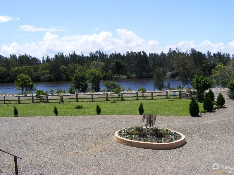 117 Manns Road, Forster NSW 2428