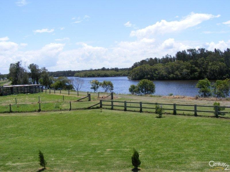 117 Manns Road, Forster NSW 2428