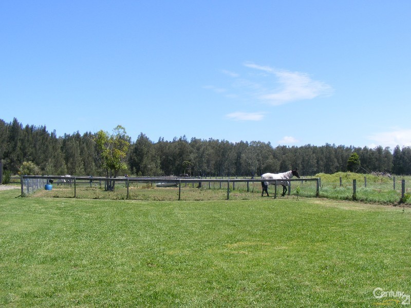 117 Manns Road, Forster NSW 2428