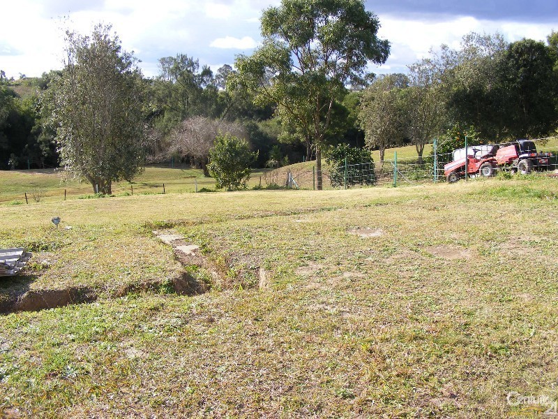 5 West Appletree Street,, Wingham NSW 2429