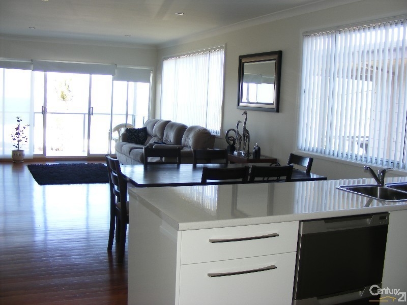 3 Lakeview Crescent, Forster NSW 2428