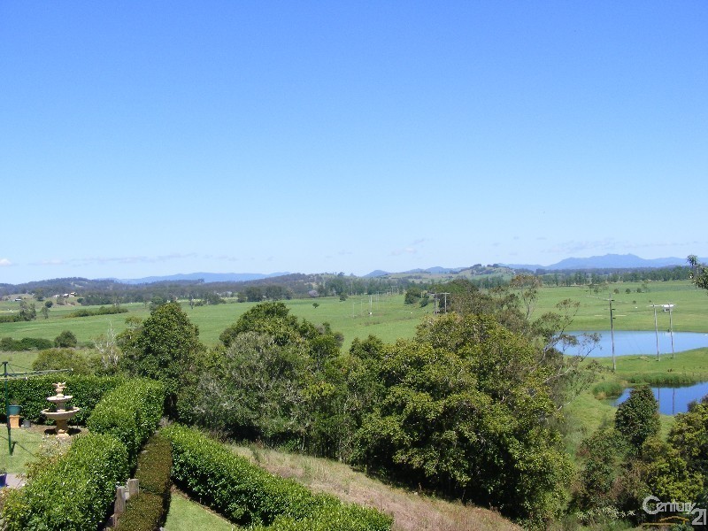 8 Riverlinks Circuit, Taree NSW 2430