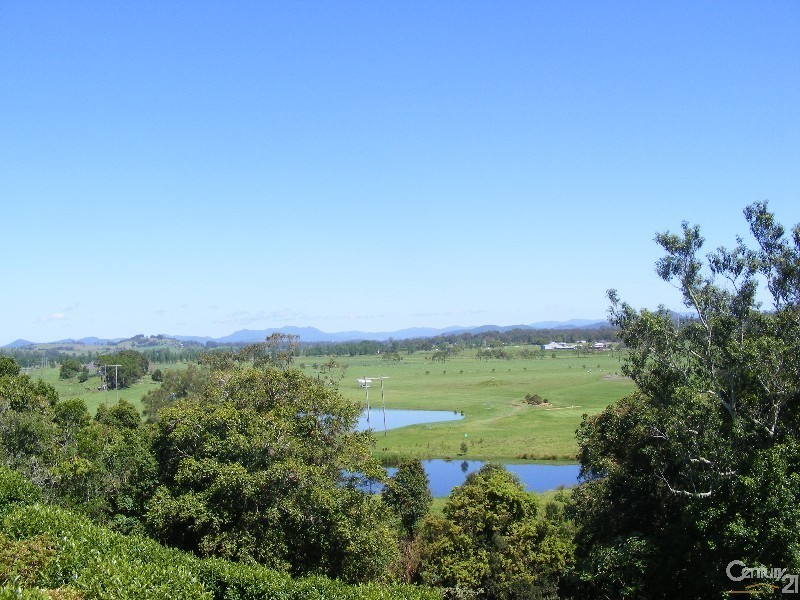 8 Riverlinks Circuit, Taree NSW 2430