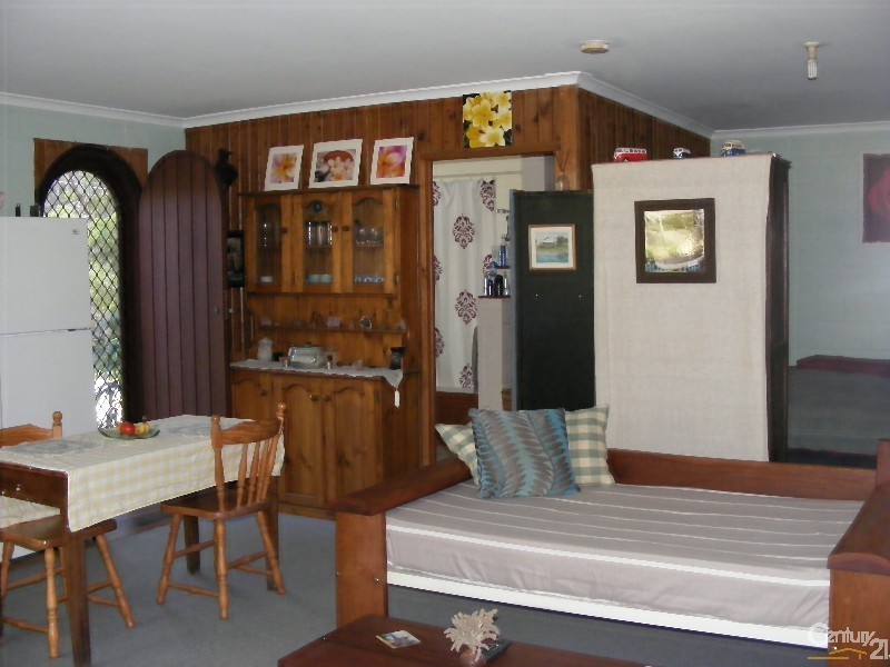 1 Koorainghat Close, Rainbow Flat NSW 2430
