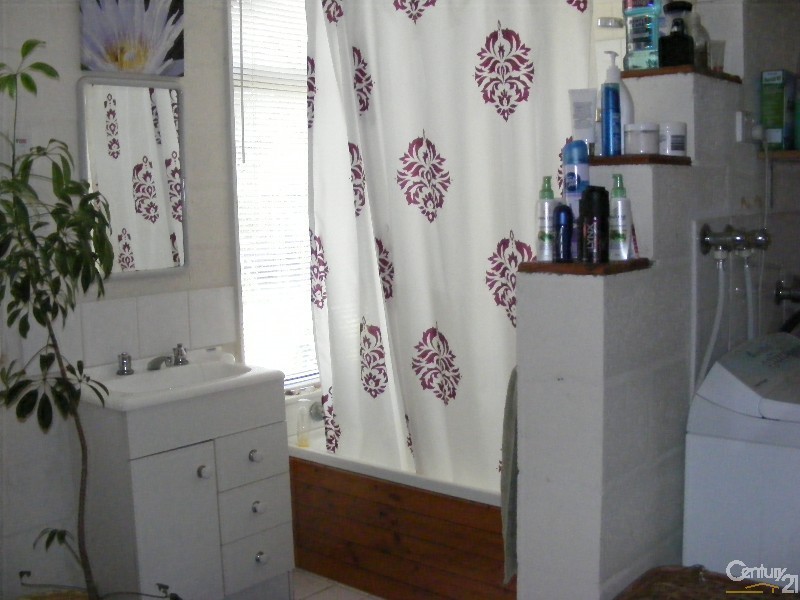 1 Koorainghat Close, Rainbow Flat NSW 2430