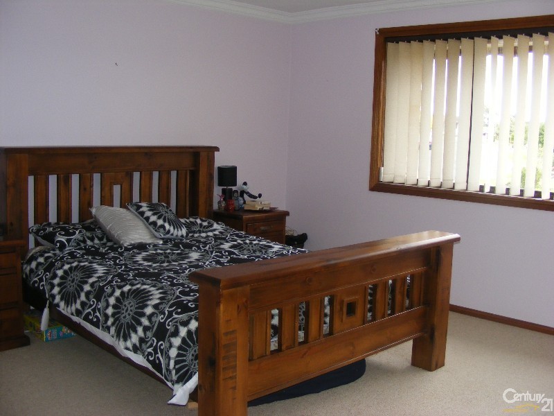 27 Flinders Street, Taree NSW 2430