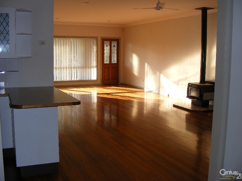 11 Spence Street, Taree NSW 2430