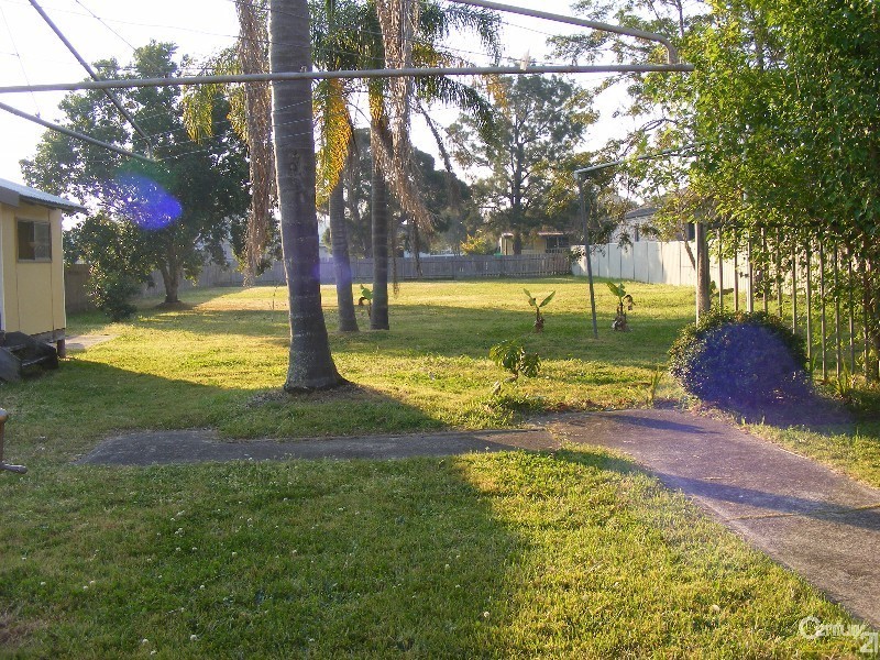 11 Spence Street, Taree NSW 2430