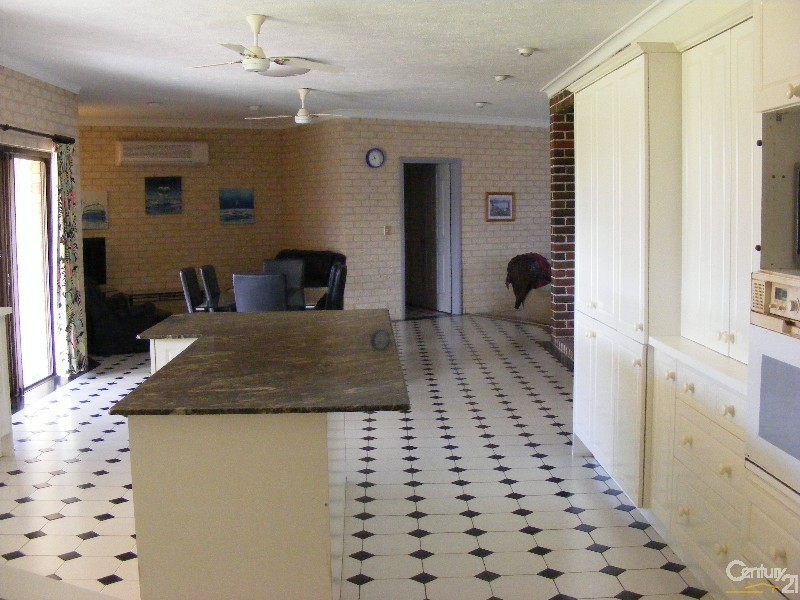 Part A 66 Iluka Circuit, Taree NSW 2430