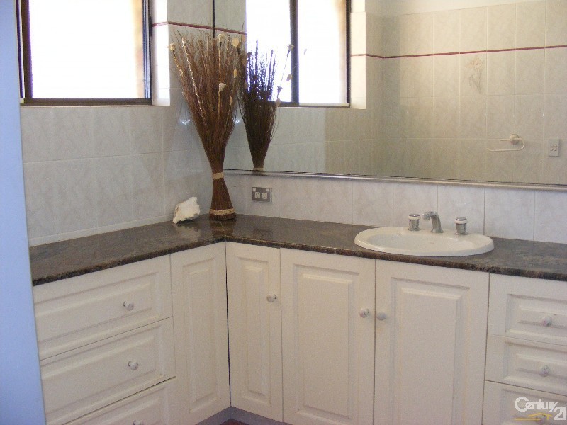 Part A 66 Iluka Circuit, Taree NSW 2430